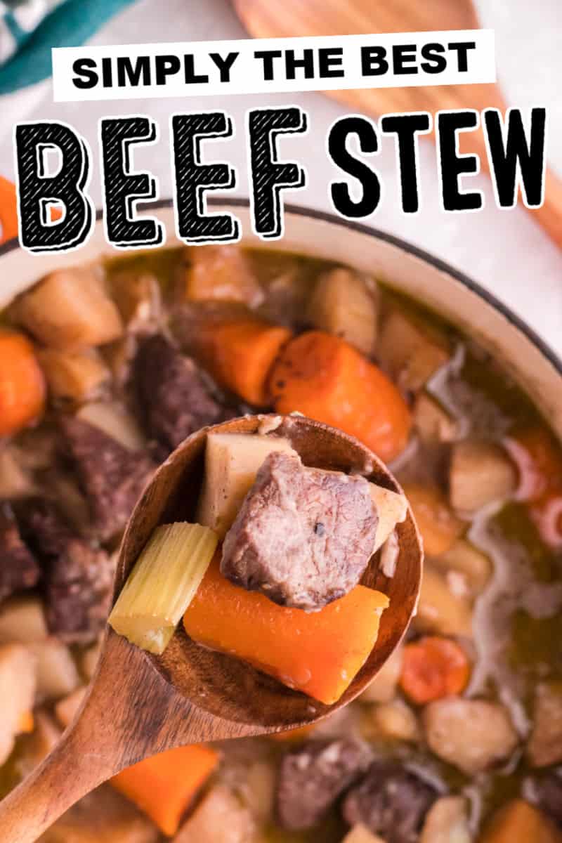 这melt-in-your-mouth炖牛肉是破裂的flavor and texture. Tender beef is simmered to perfection in a roasted garlic red wine beef broth. Adding a medley of root vegetables and potatoes, make this stew an incredibly hearty, satisfying comforting meal. #cheerfulcook #beefstew #rutabaga #rootvegetables  via @cheerfulcook